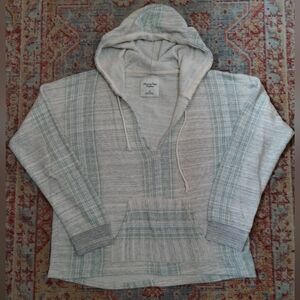American Eagle gray plaid lightweight deep v neck hoodie sweatshirt